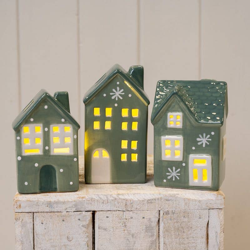 Green Ceramic Led House With Snowball Décor