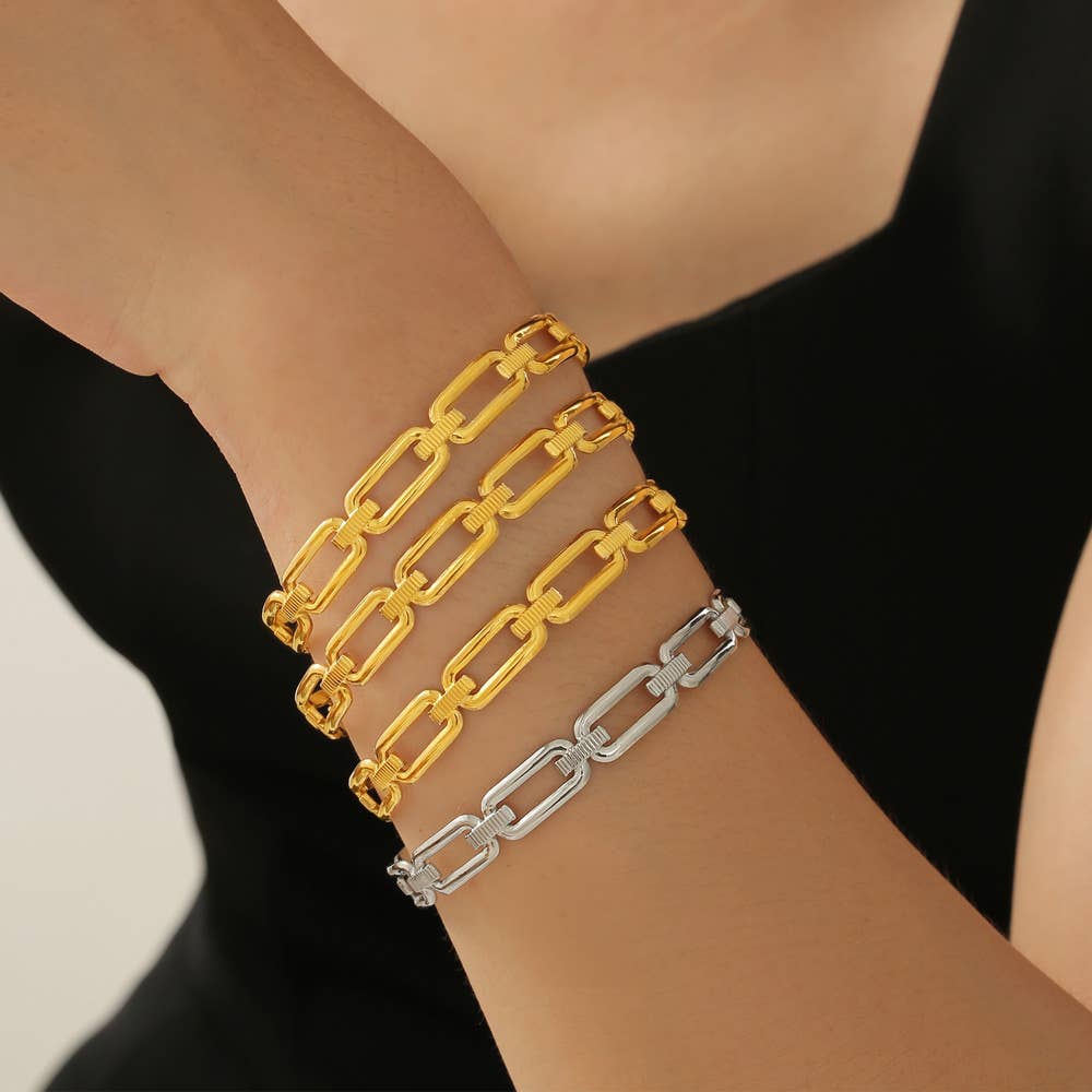 White Leaf - Chain Link Bangle in Gold