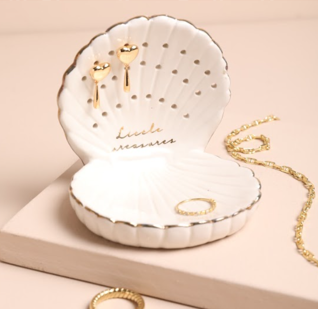 Lisa Angel - Shell Earring Holder and Jewellery Dish