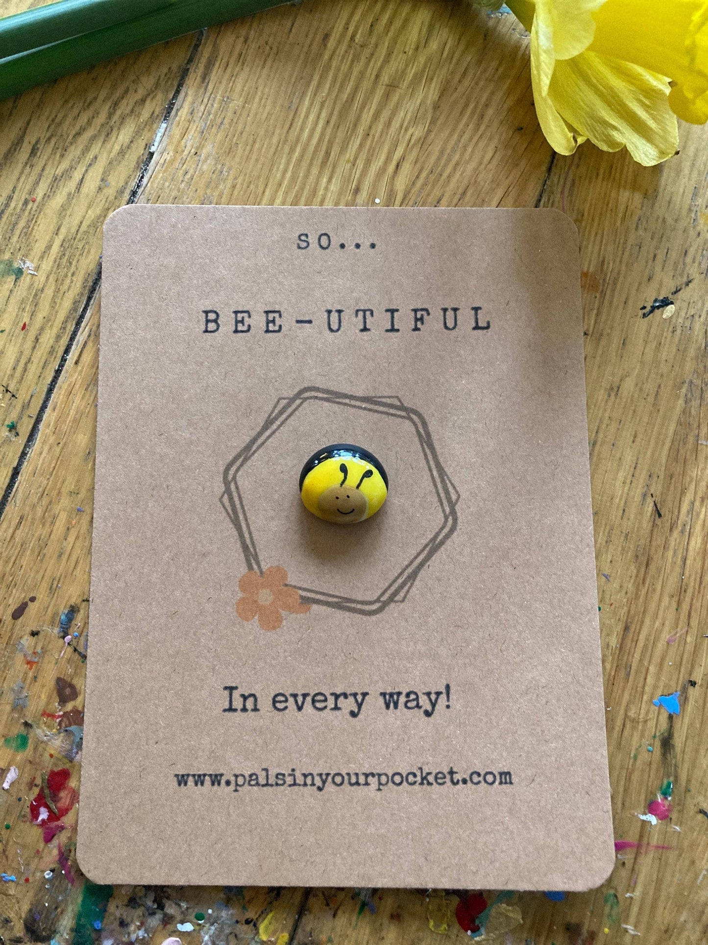 Pals in your Pocket - Bee Pebble Charm For Confidence & Mental Health