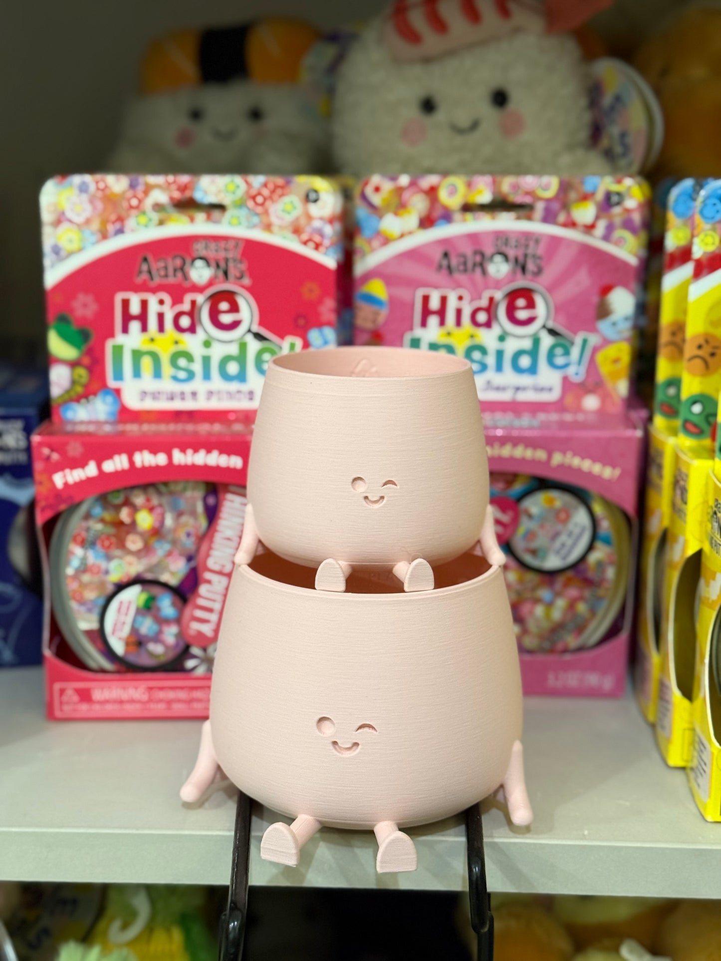 Large happy pot with winky face - 3D printed -