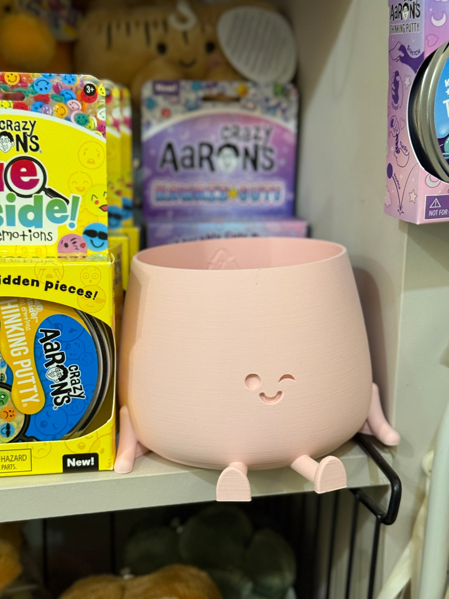 Large happy pot with winky face - 3D printed -