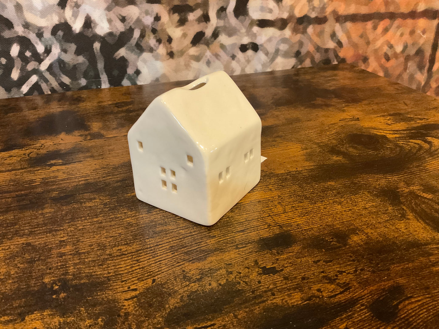 L. GLOW Home - White Ceramic House Shaped Tealight Holder, XXS