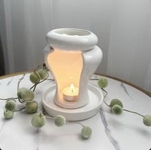 Cassis white ceramic wax burner