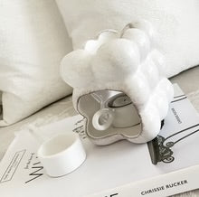 White ceramic tea light sliders