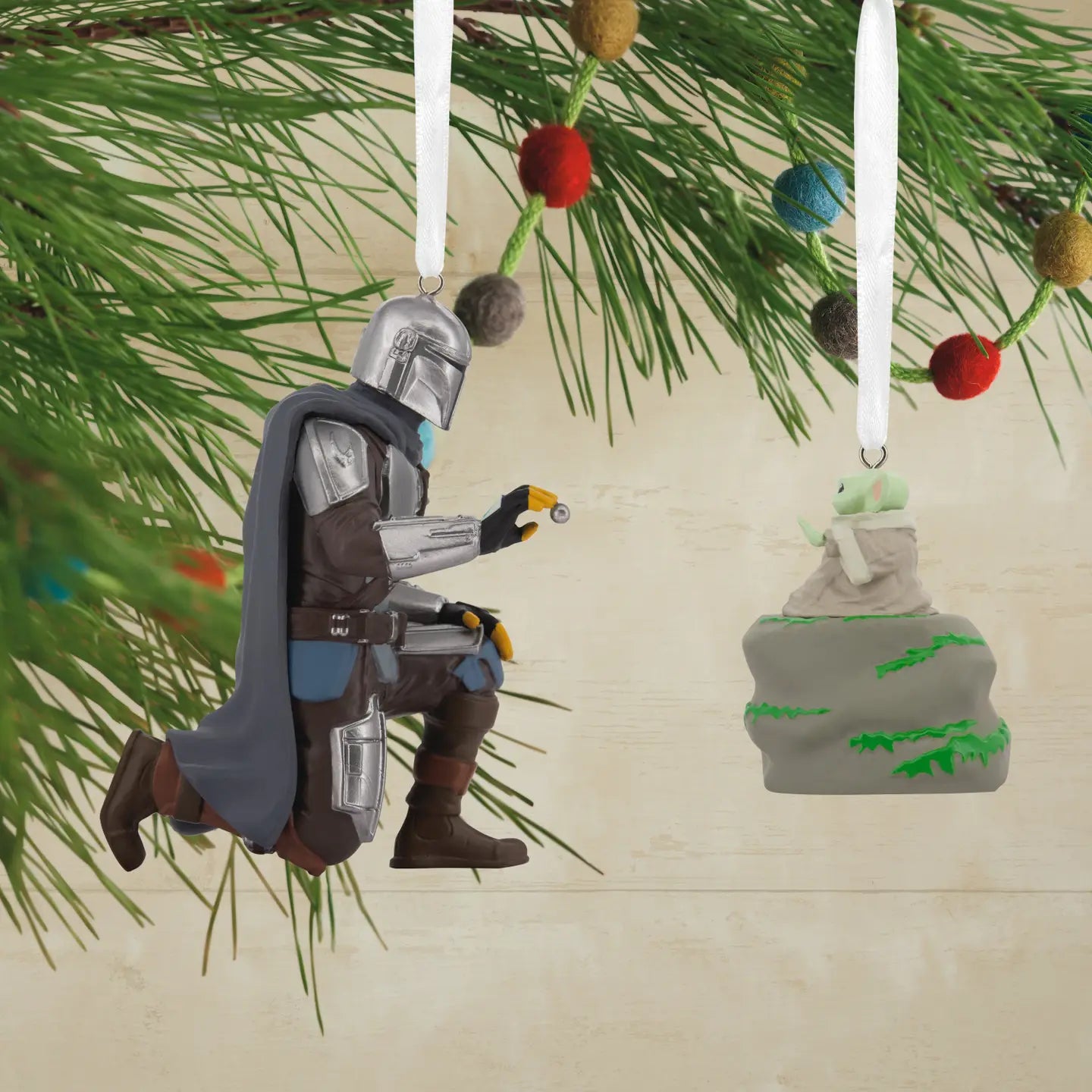 Star Wars™ Ornaments Set of 2 the Mandalorian™ & Grogu™