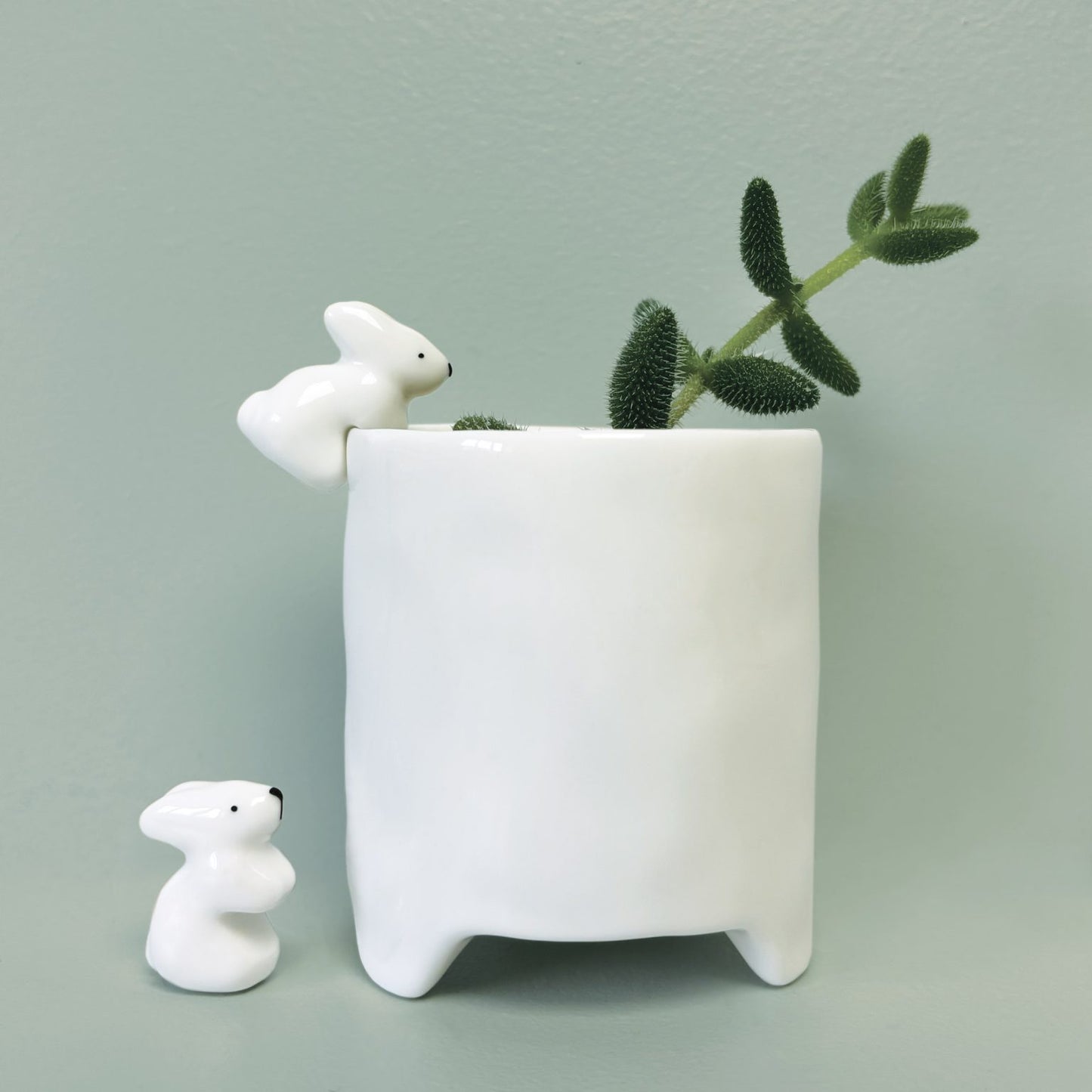 East of India Porcelain bowl charm-Rabbit