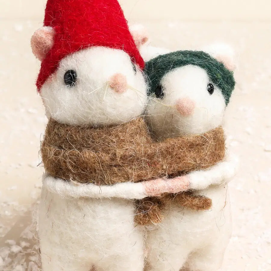 Festive Friends Felt Mice Hanging Decoration