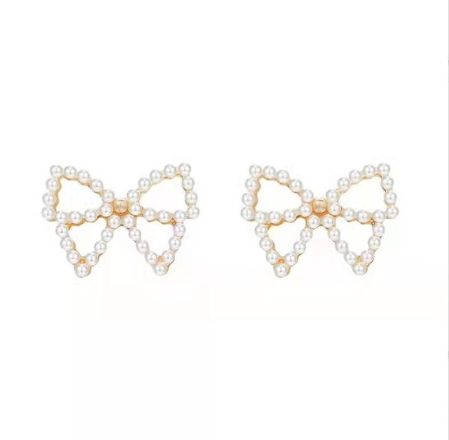 Last True Angel - Pearl Bow Earrings