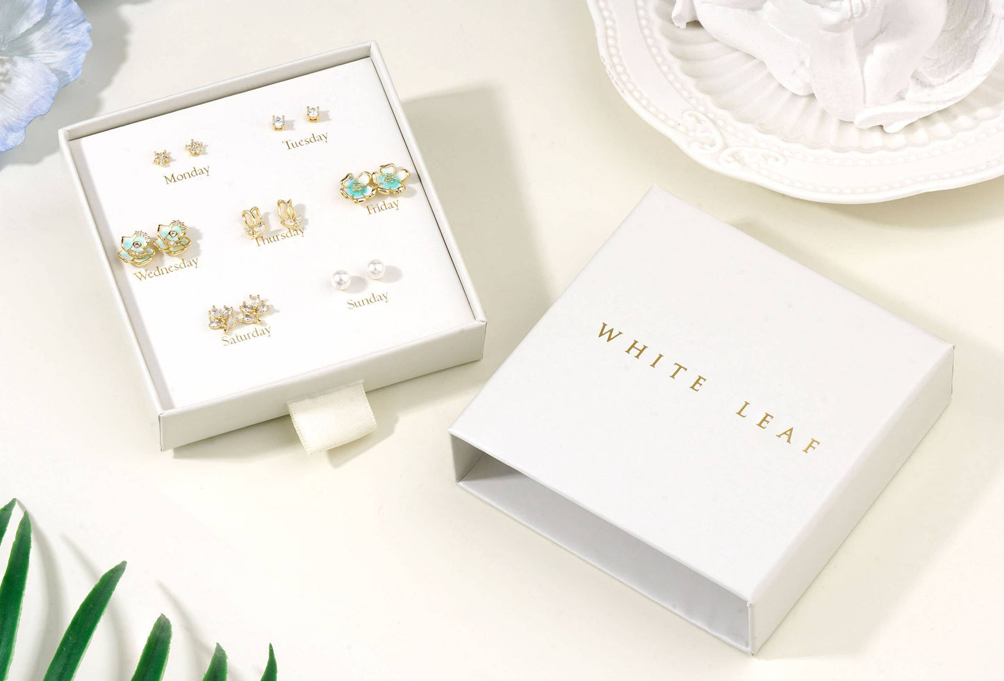 White Leaf - 7 Days Floral Earrings Box Set in Gold