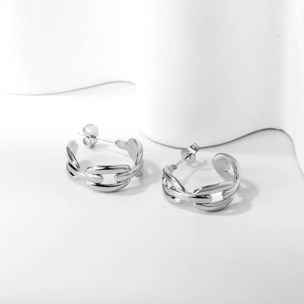 White Leaf - Chain Hoop Earring in Silver