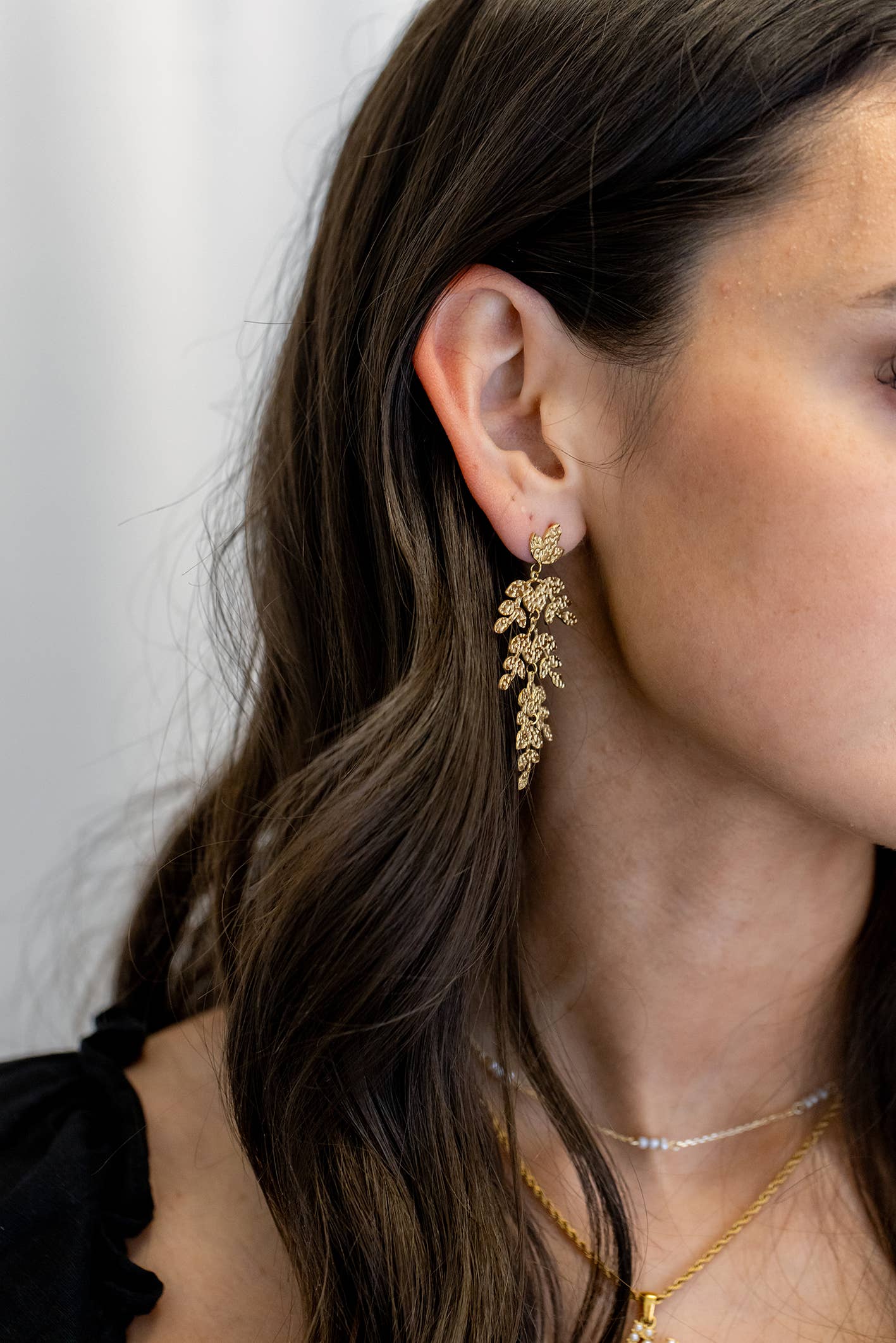 White Leaf - Textured Branches Earring in Gold