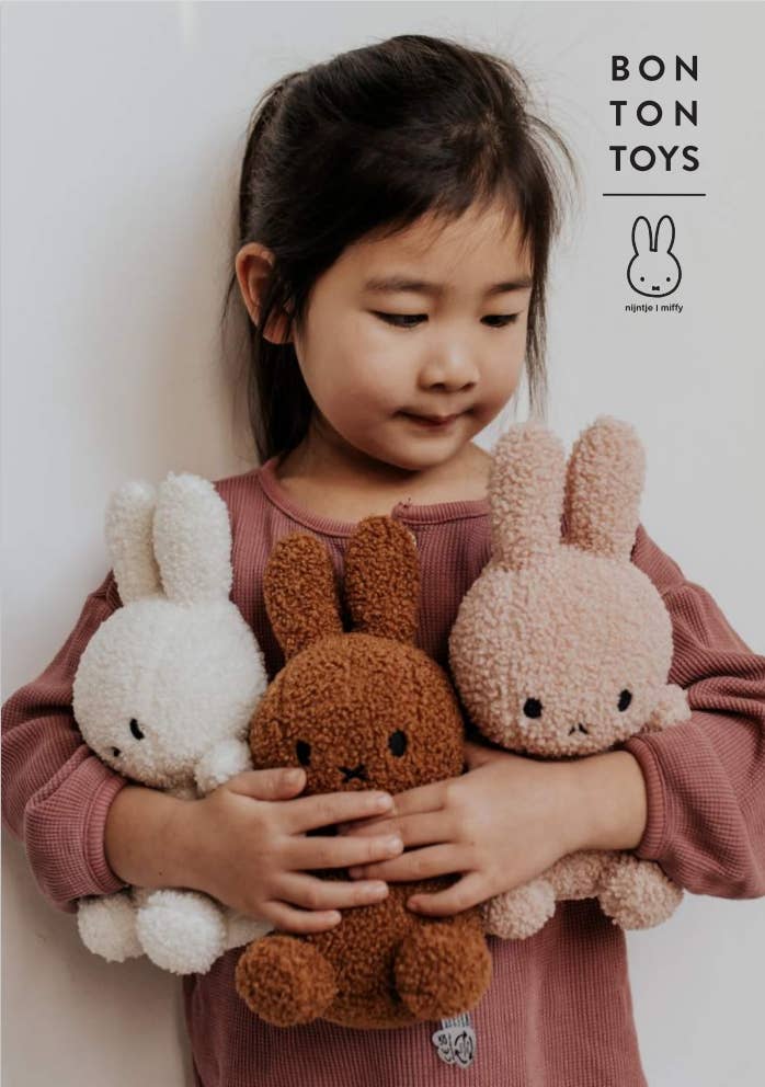 Miffy by S-c Brands - Miffy Tiny Teddy Cream 23cm - 100% Recycled