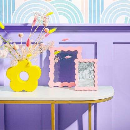 Sass and Belle - Wiggle Border Frame Pink