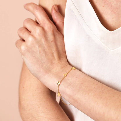 Lisa Angel - Sterling Silver Mama Bracelet in Gold