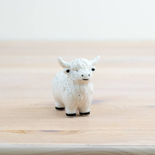 White speckled Highland Cow Ornament, 6cm