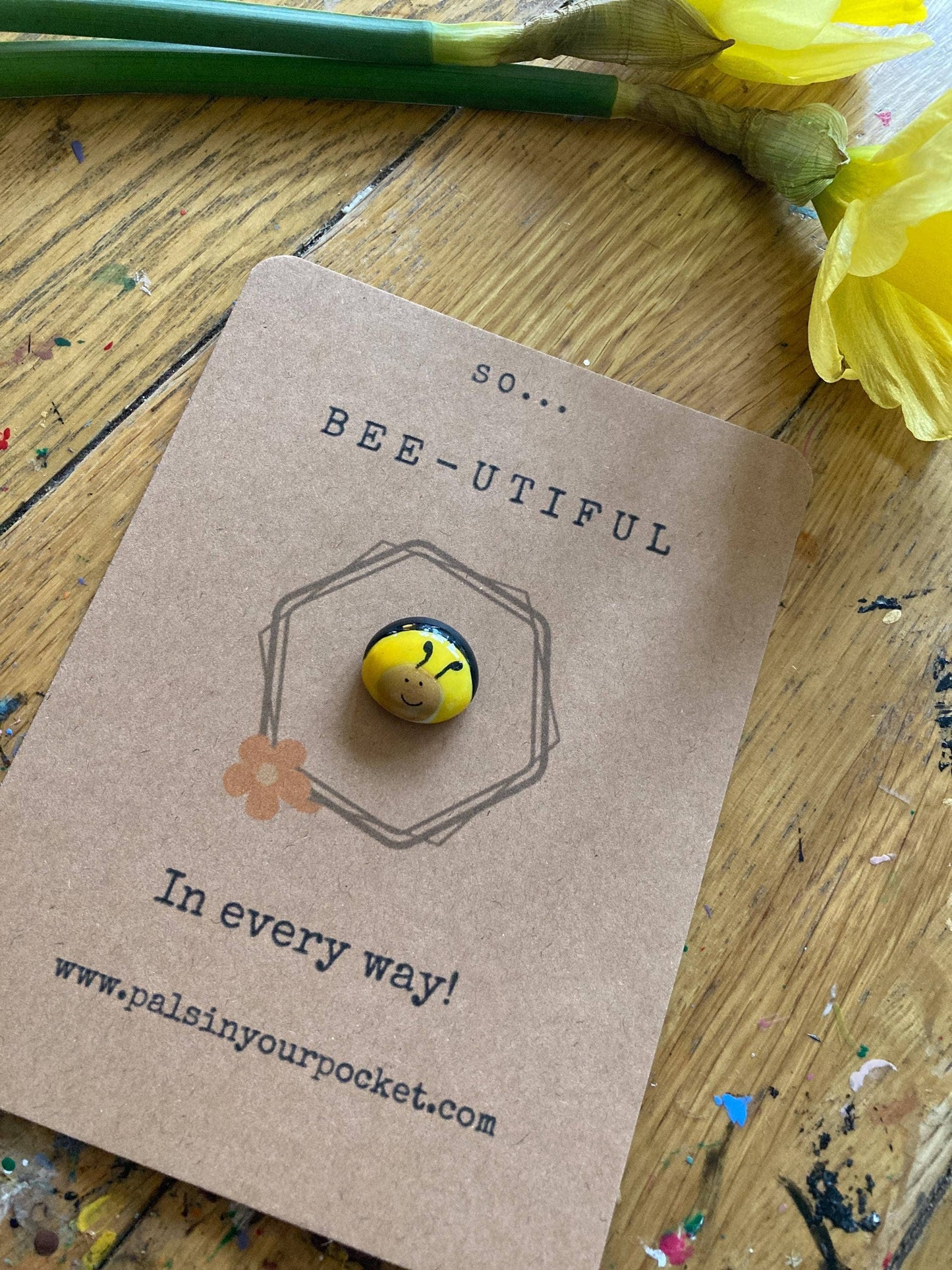 Pals in your Pocket - Bee Pebble Charm For Confidence & Mental Health