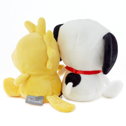 Hallmark - Better Together Snoopy & Woodstock Magnetic Soft Plush Pair