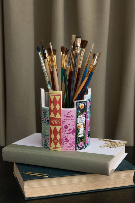 Steel Mill & Co UK - Desk Pot, Classic Books