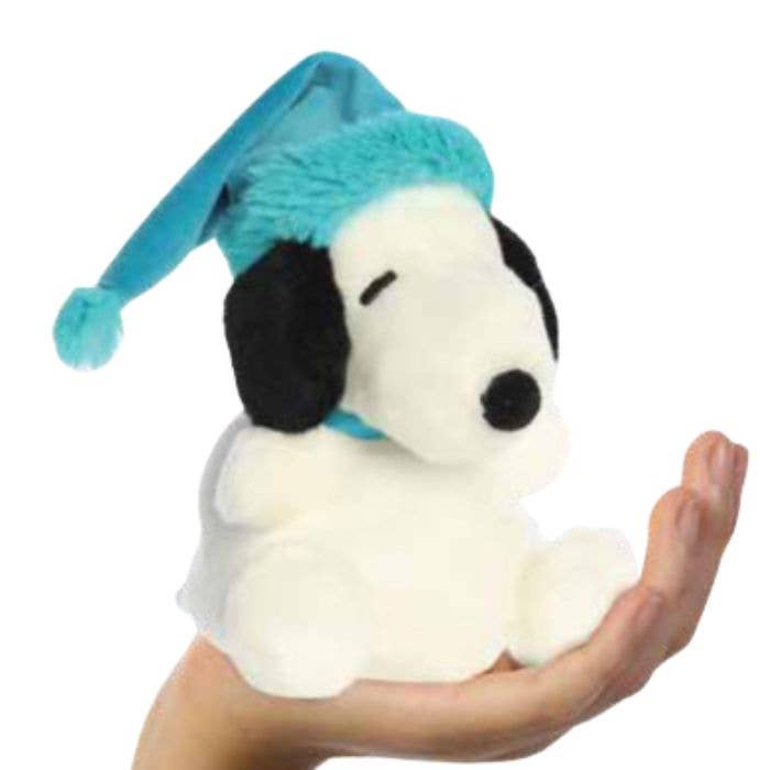 Kelley and Company - 5" Plush Bundled Up Snoopy Palm Pals