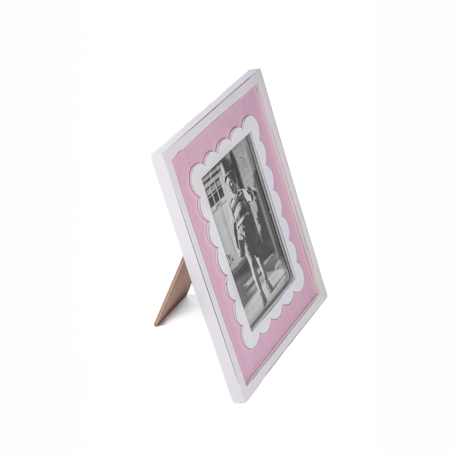 Sass and Belle - Scalloped Pink Photo Frame