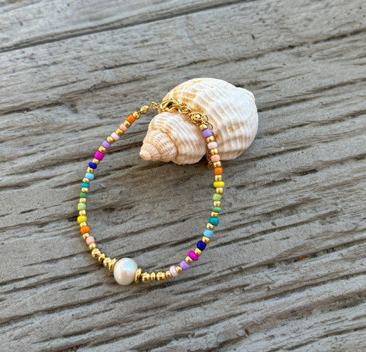 Ocean Ripples - Pearl Miyuki Rainbow Bracelet (gold plated)