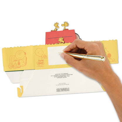 Hallmark - PEANUTS™️ Paper Wonder Collection 3D Pop-Up Birthday Card