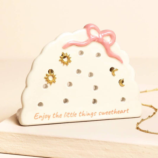 Lisa Angel - Scalloped Ceramic Bow Earring Holder