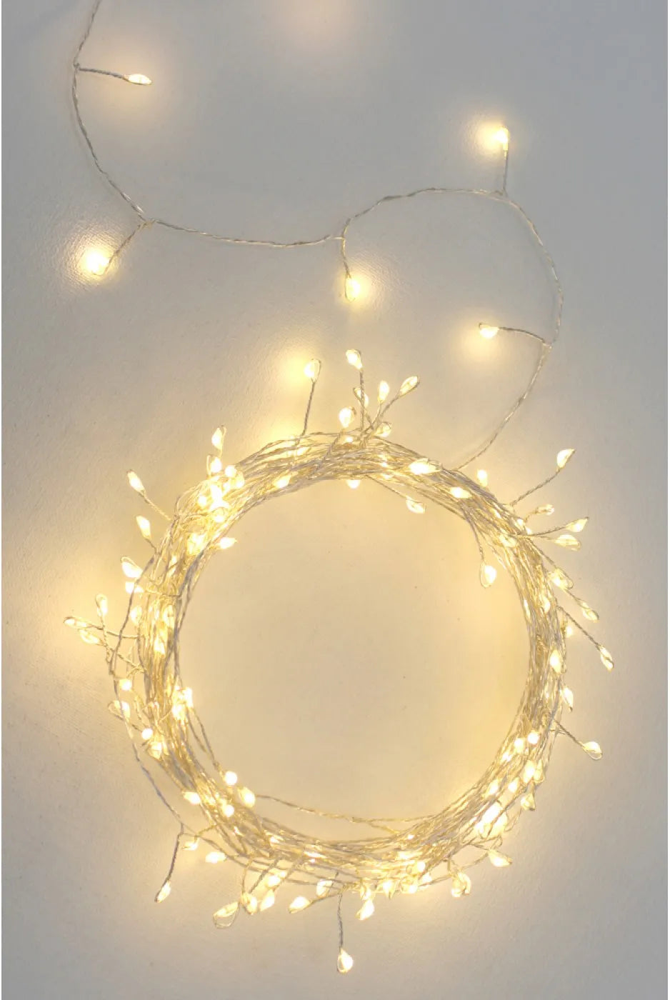 Cluster 15m (Silver) String of lights - main operated