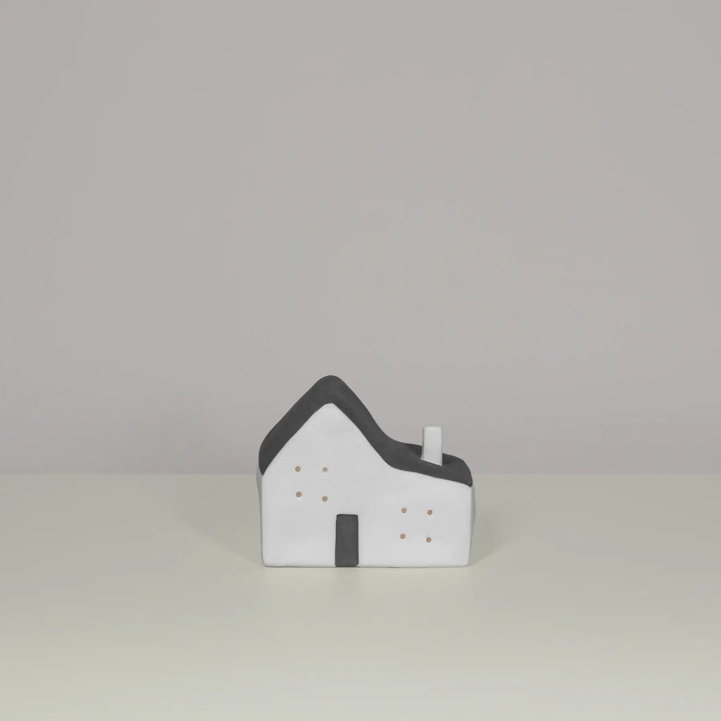 Ceramic house with LED