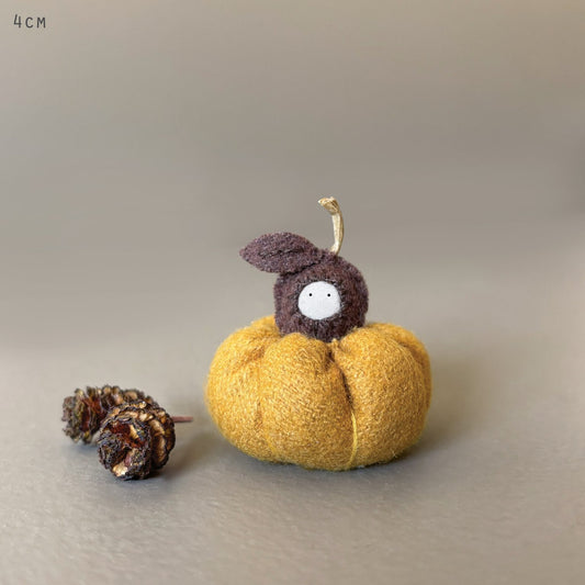 East of India Woodland pumpkin baby-Small