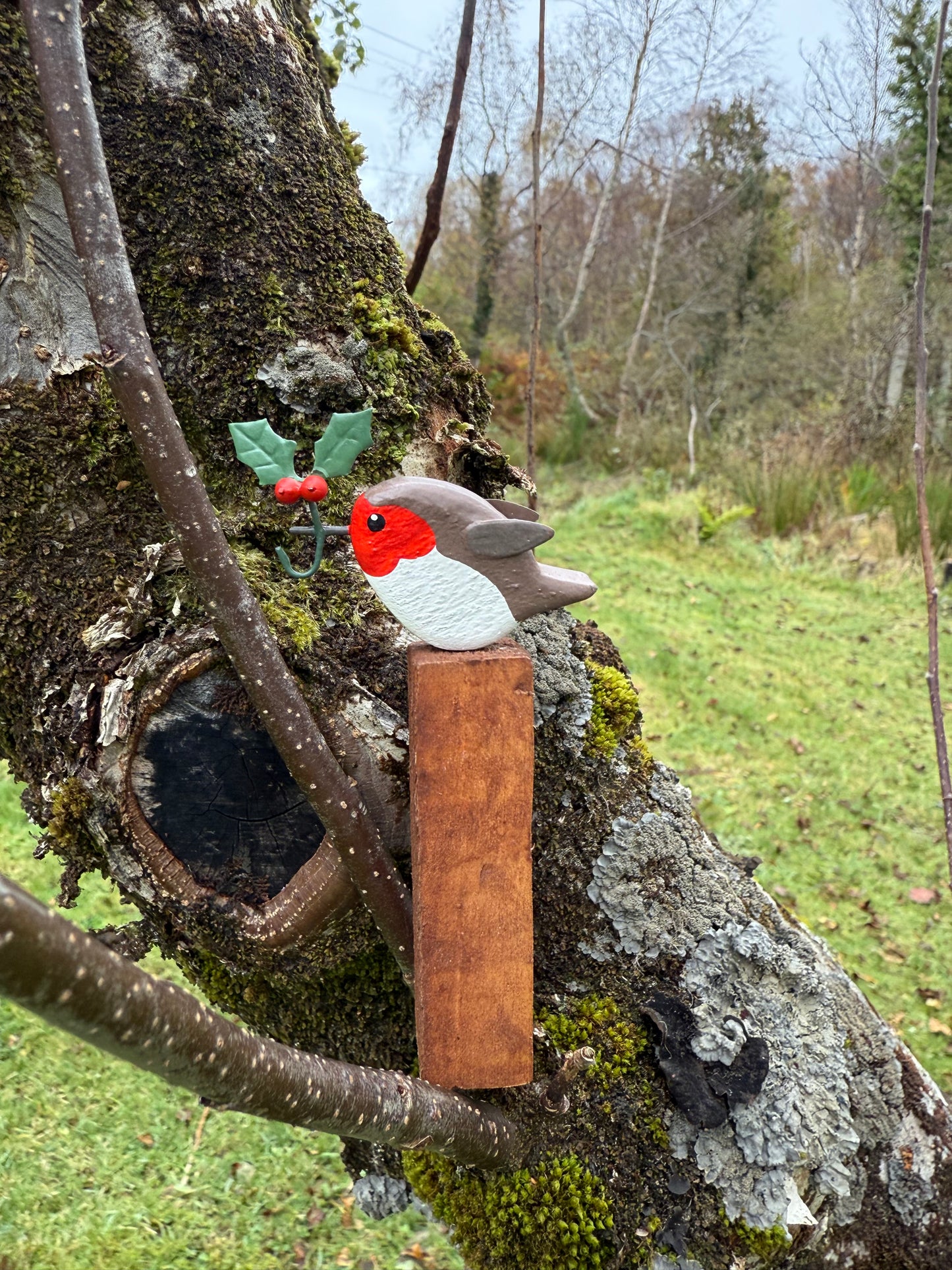 Rustic Robin wooden and tin ornaments by Shoeless Joe