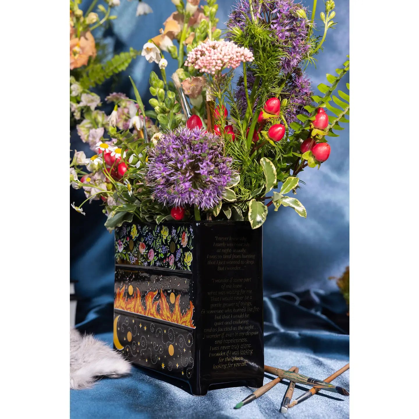 Officially licensed Sarah J. Maas A Court of Thorns and Roses Dresser Ceramic Vase.