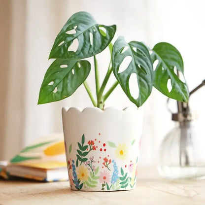 Floral Scalloped Edge Planter