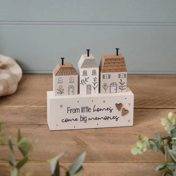 Gracefully Gifted Wood Triple House Block From Little Homes Come Big Memories