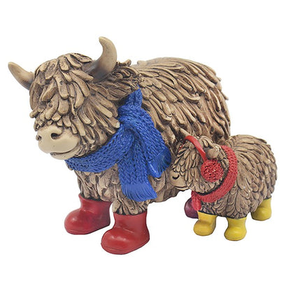 Highland Cow with Calf Ornament – Mother & Baby Cow Statue