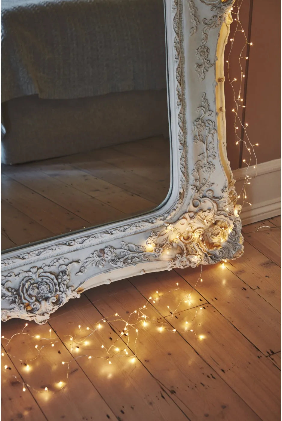 Cluster 15m (Silver) String of lights - main operated