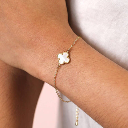 Lisa Angel - Shell Flower Charm Bracelet in Gold