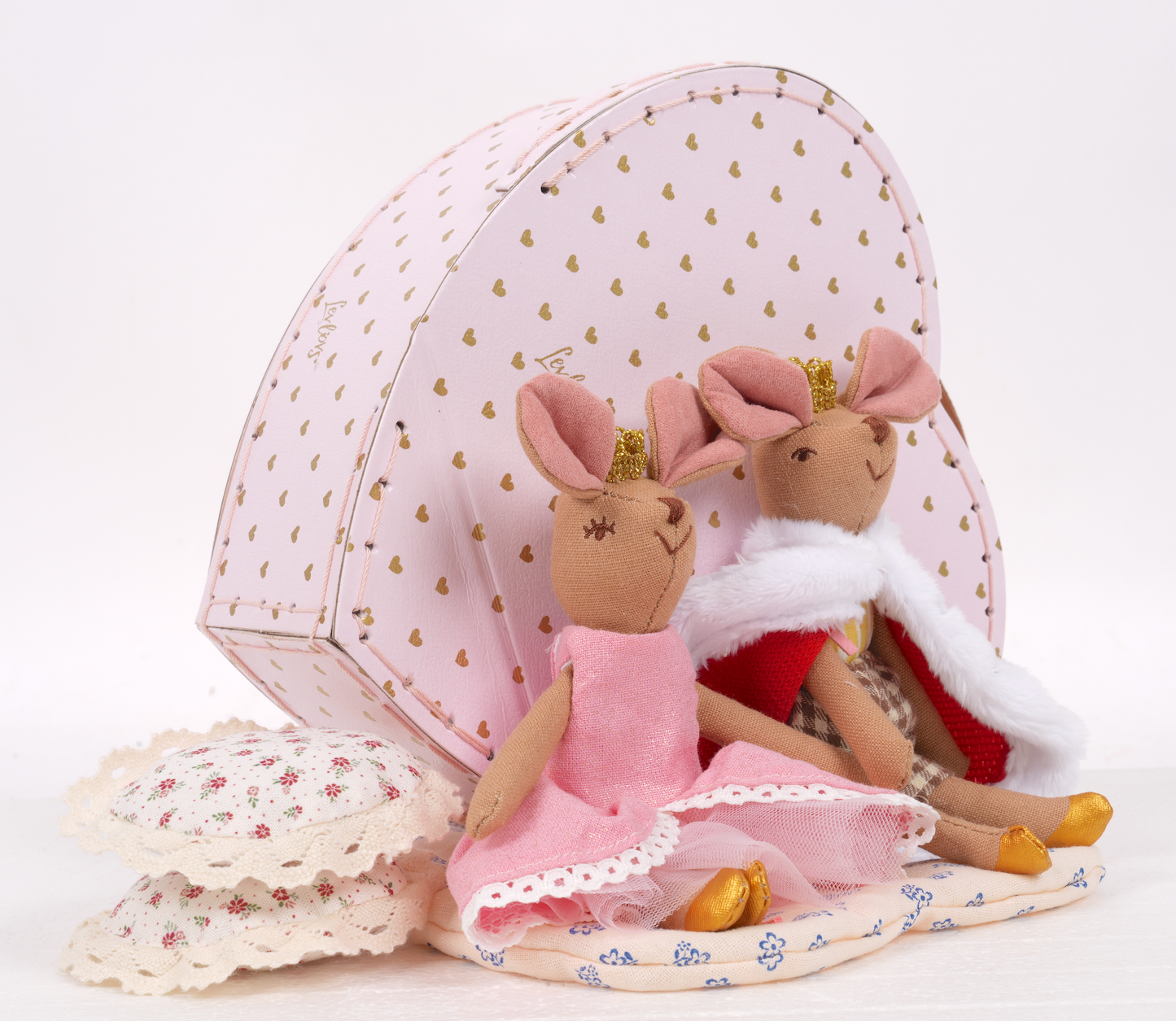 LEVLOVS - King and Queen Mice in Heart Shape Box