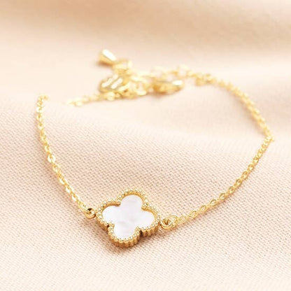 Lisa Angel - Shell Flower Charm Bracelet in Gold