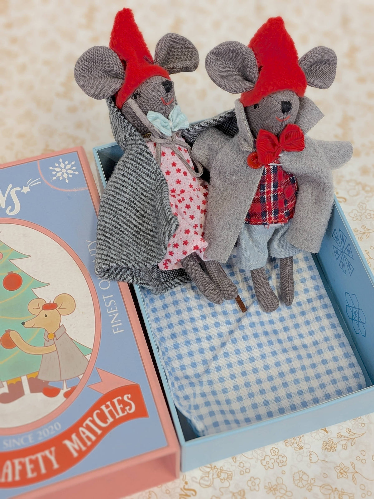 LEVLOVS - Christmas Mice in a box
