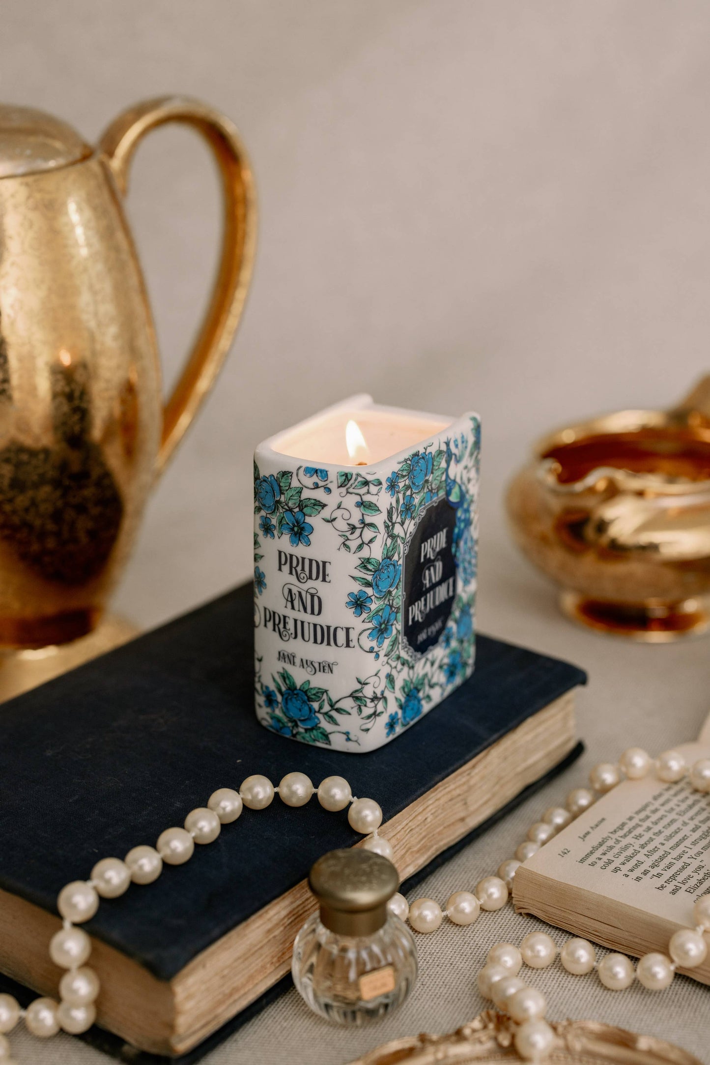 Steel Mill & Co UK - Book Candle, Pride and Prejudice