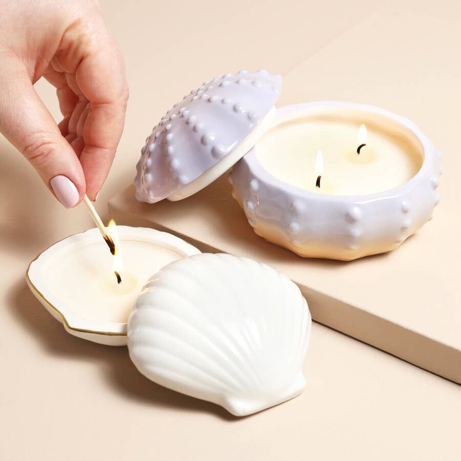 Lisa Angel - Cocoa Butter and Vanilla Ceramic Candle -Not available to EU